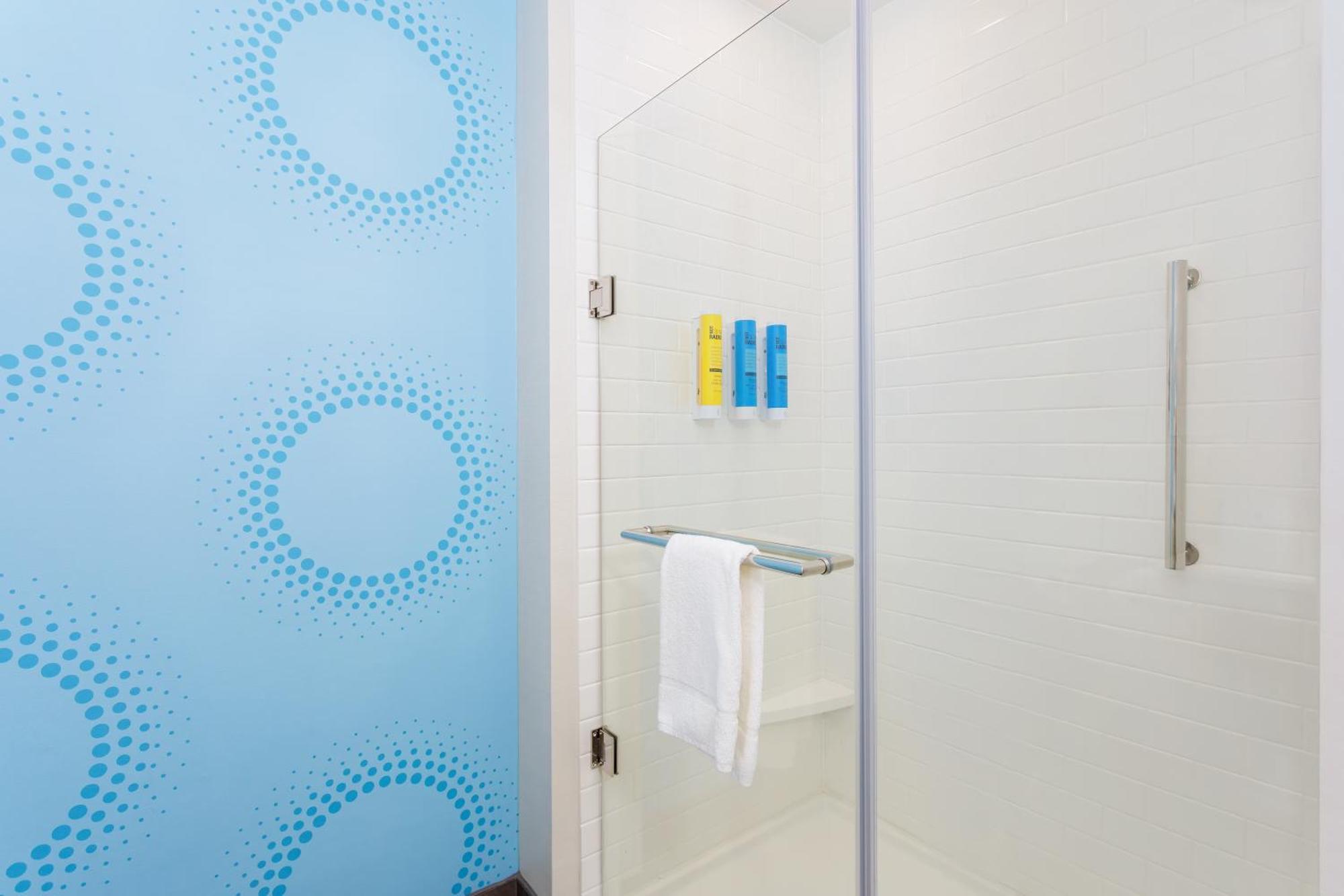 Tru By Hilton Panama City Beach Upper Grand Lagoon Exterior foto
